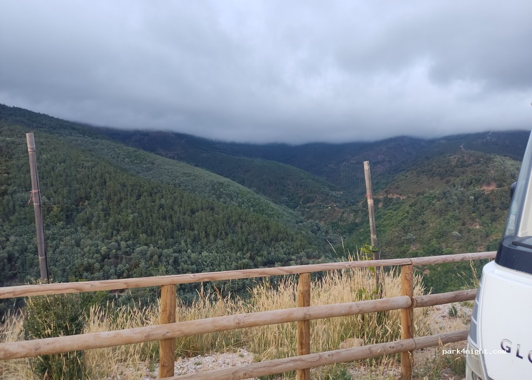 Lousã,Unnamed Road thumbnail 3