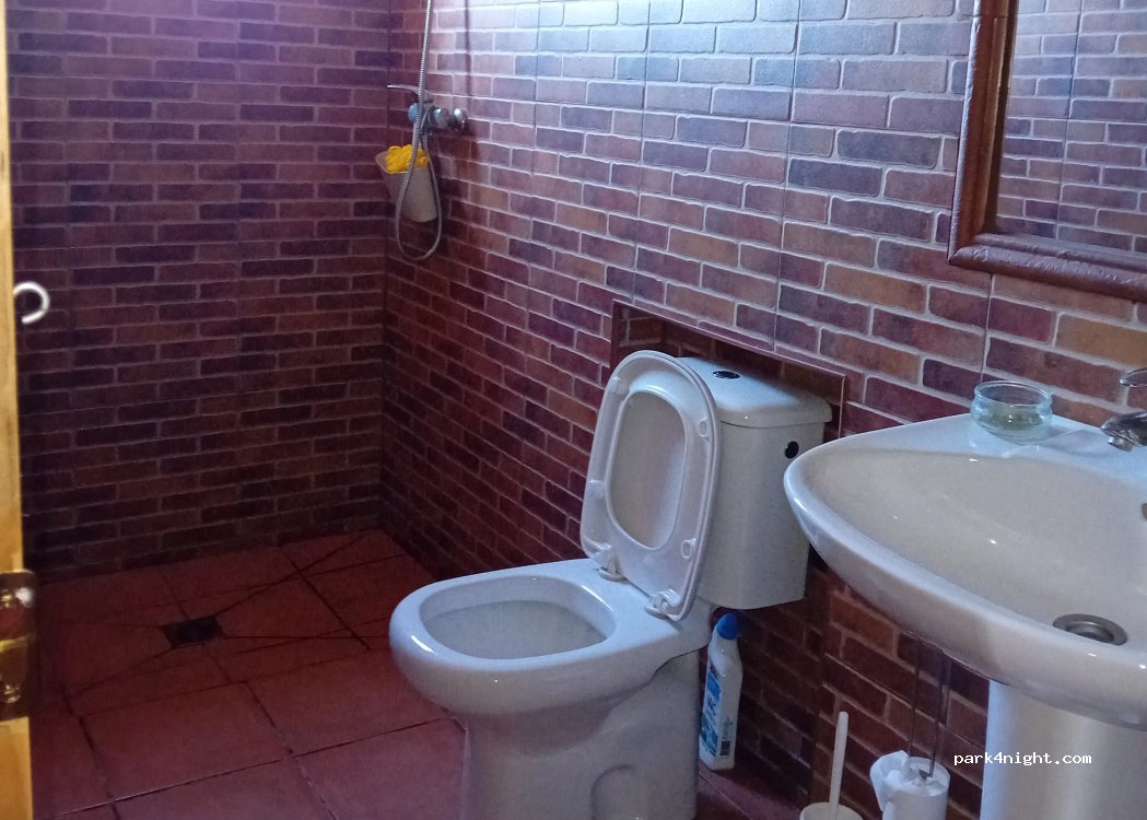 A&B family garden thumbnail 3