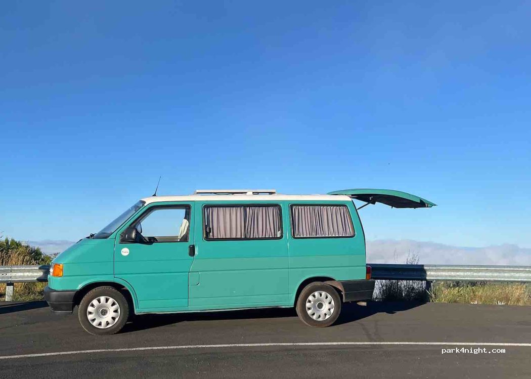 Funchal,Unnamed Road thumbnail 2