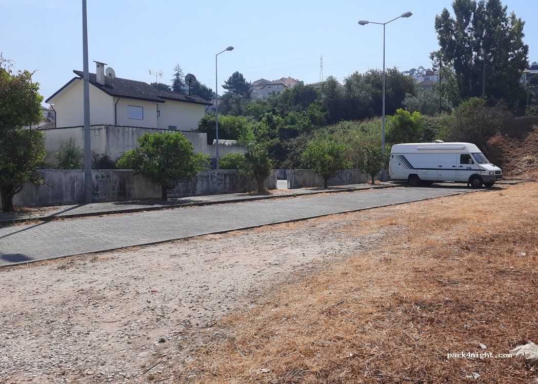 Rua Luís da Costa e Almeida, Santo António dos Olivais thumbnail 3