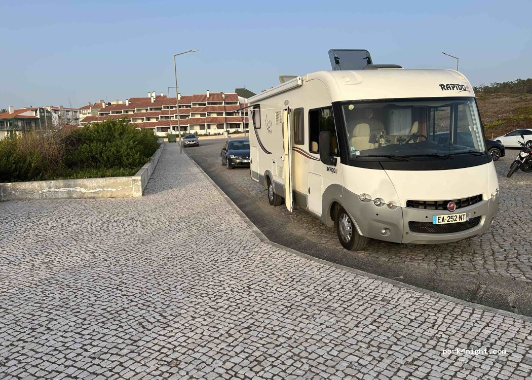 Marinha Grande, 8 Avenida José Nobre Marques thumbnail 5