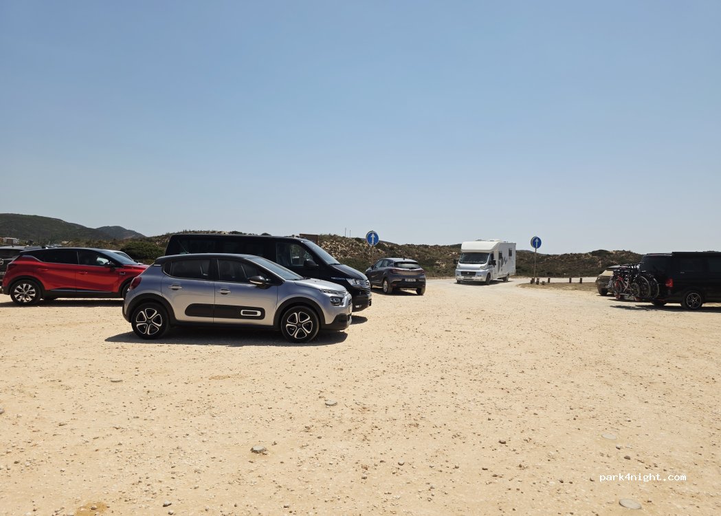 Aljezur,Estrada da Praia thumbnail 4