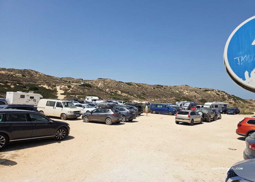 Aljezur,Estrada da Praia thumbnail 5