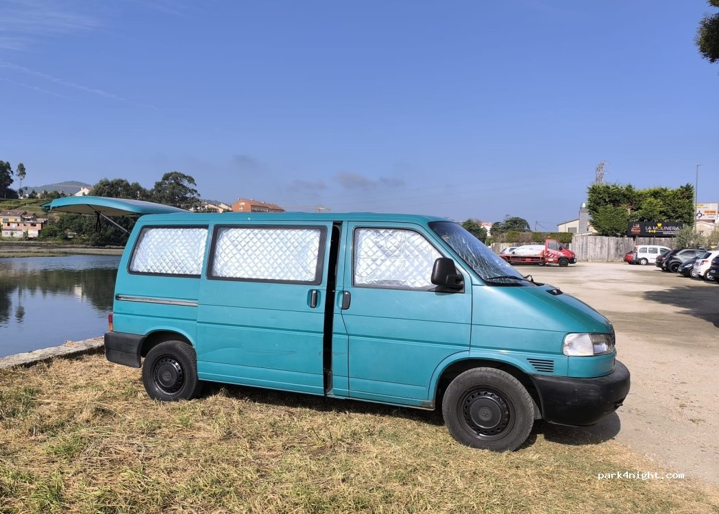 Nigrán,Avenida de Portugal thumbnail 4