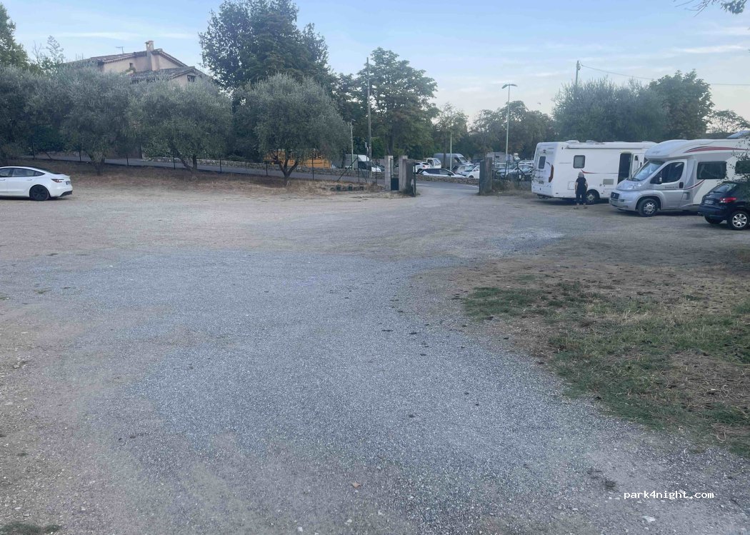 park4night - (06140) Tourrettes-sur-Loup - Route de la Madeleine