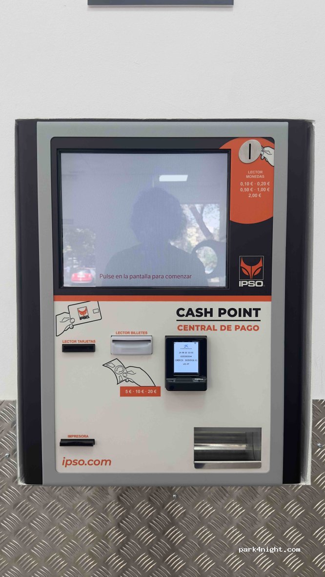 Badajoz,Calle Garcia de Paredes thumbnail 3