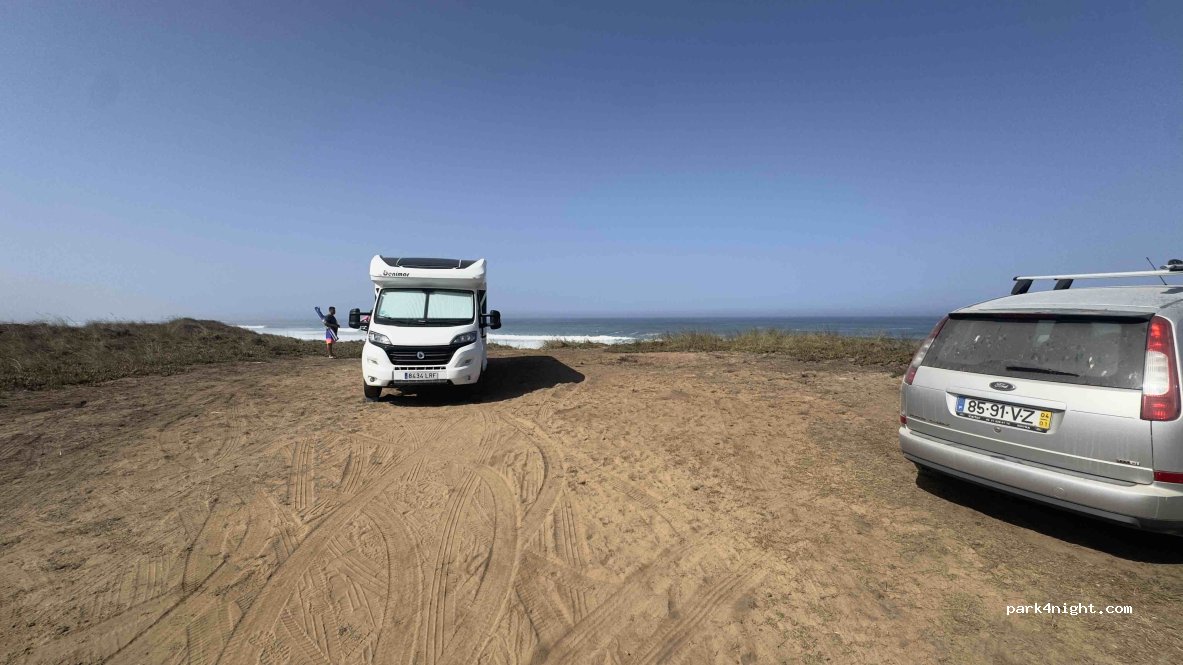 EM 554-1, Porto Covo - photo 1