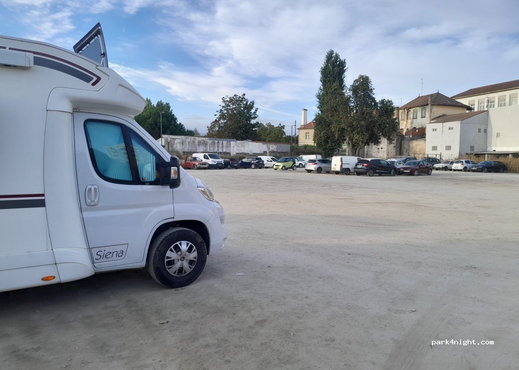 Chaves, 26 Rua Longras thumbnail 4