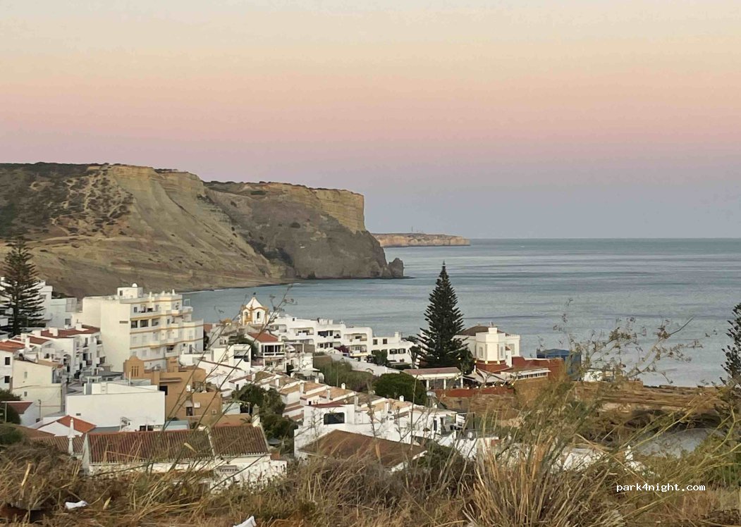 Luz, 48 Rua da Calheta thumbnail 5