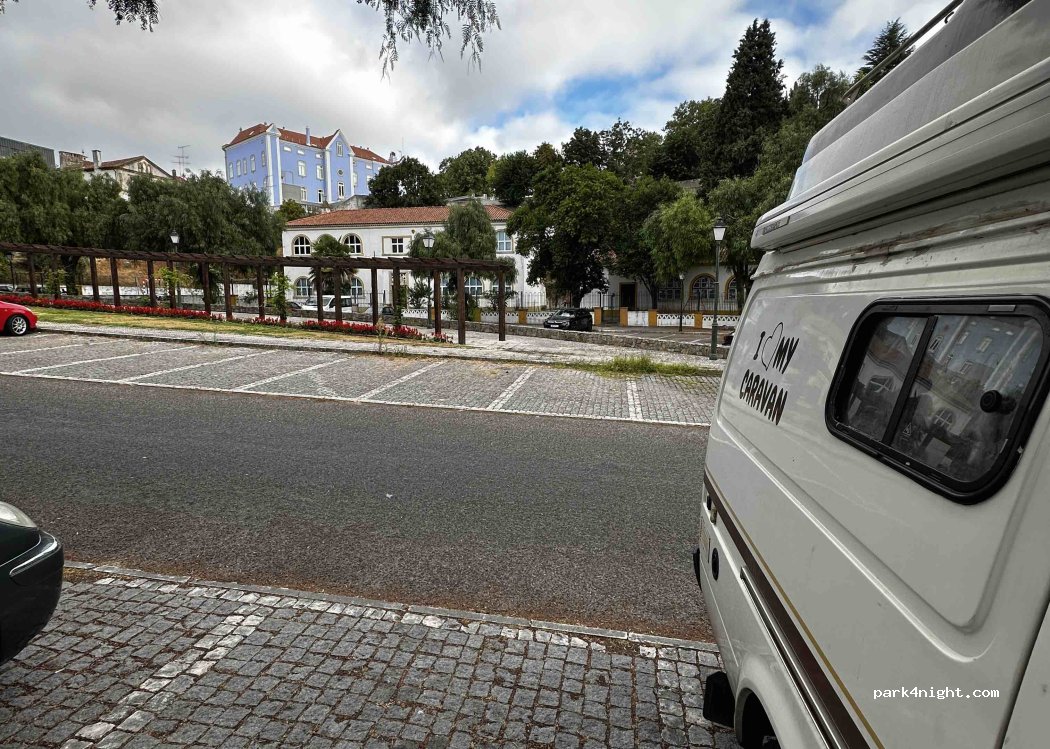 Abrantes, 11 Rua dos Quinchosos thumbnail 2