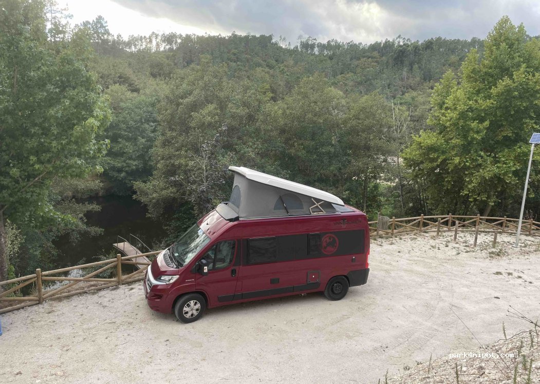 Pindelo dos Milagres,Unnamed Road thumbnail 4