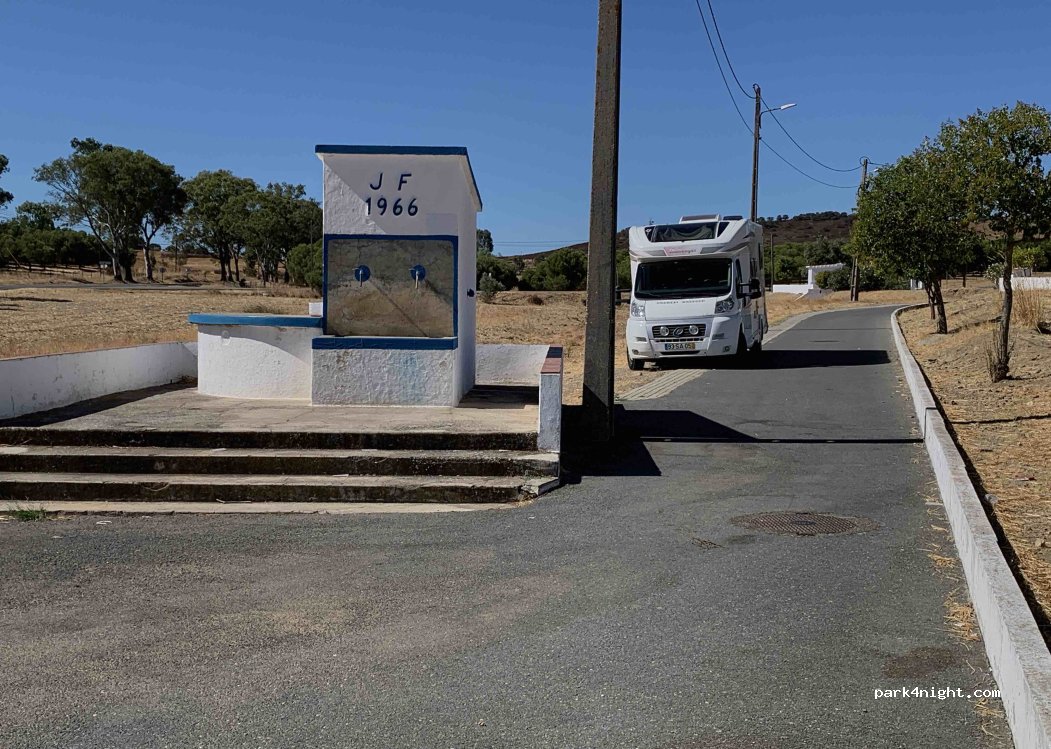 Santana de Cambas,N265 thumbnail 2