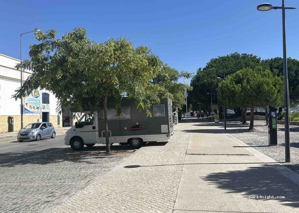 Setúbal, 114 Avenida José Mourinho thumbnail 2