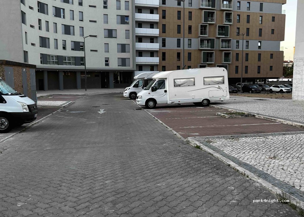 Avenida David Mourão-Ferreira, Lumiar thumbnail 3