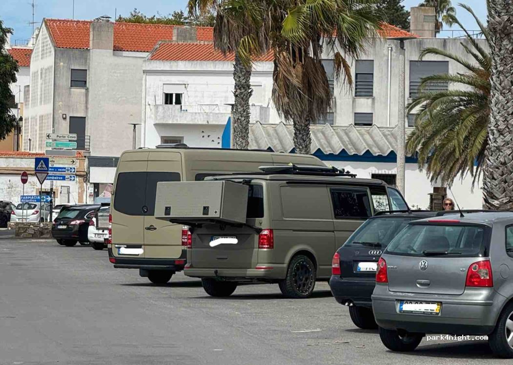 Sines, 18 Largo Ramos da Costa thumbnail 2