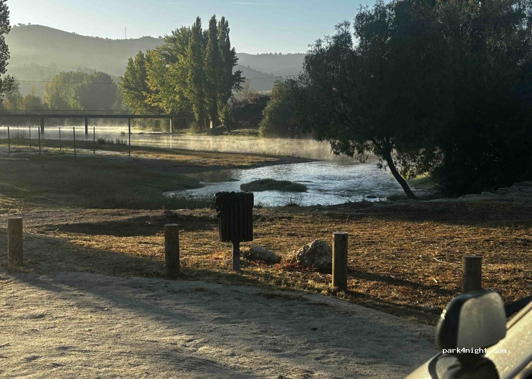 Frechas,118 Rua do Fundo do Povo thumbnail 5