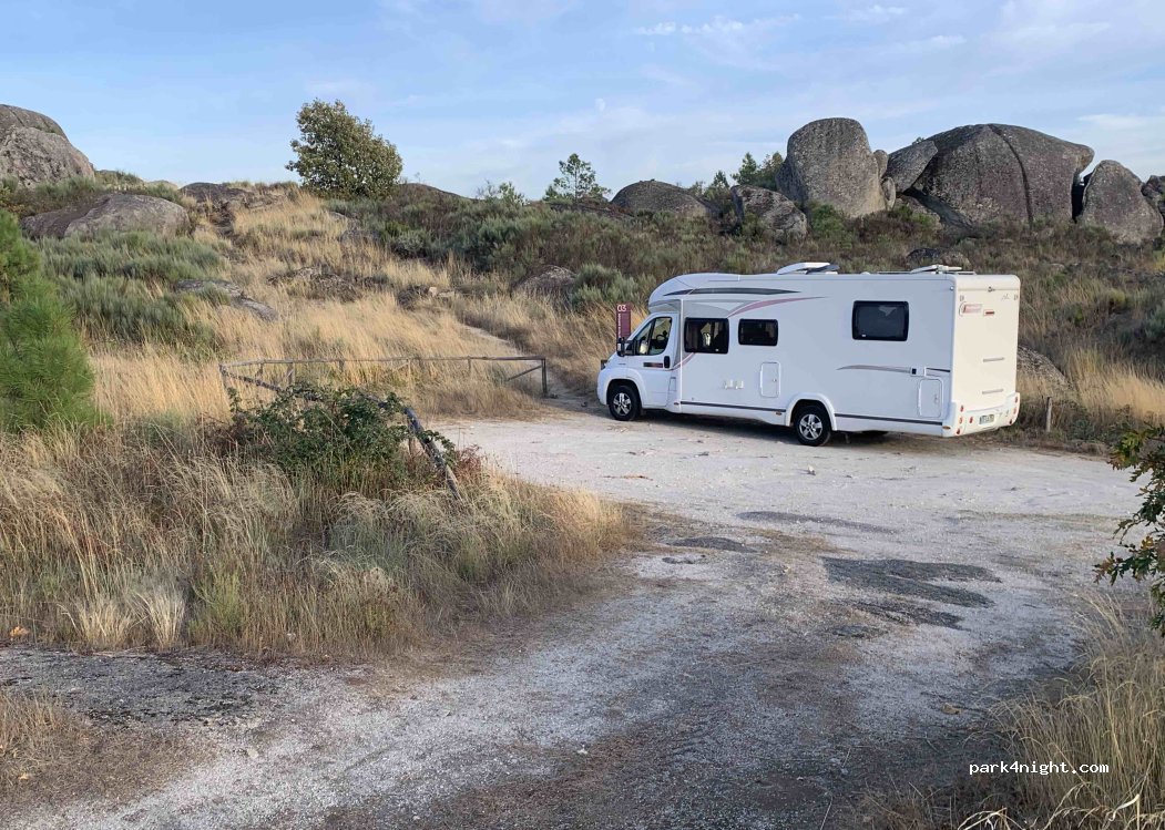 Estrada do Crasto, Figueiró da Granja thumbnail 2