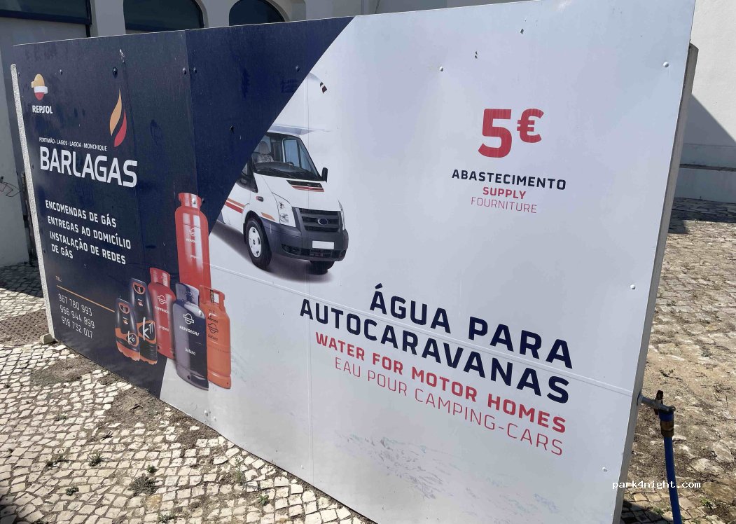 Rogil, 81 Avenida 16 de Junho thumbnail 3