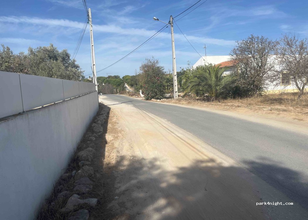 Estrada de Albandeira, Porches - photo 1
