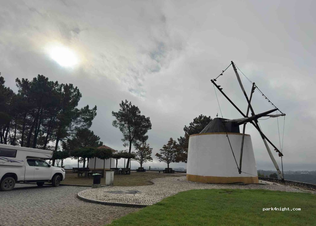 Rua dos Moinhos, Sardoal thumbnail 2