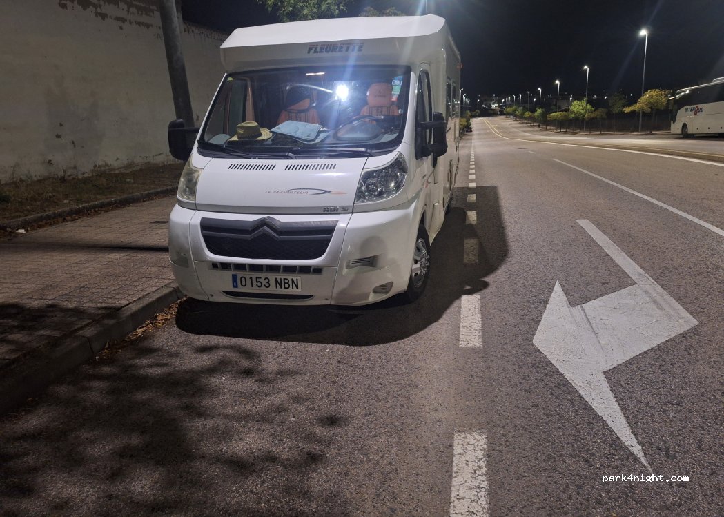 Cáceres, 1 Camino Fuente Corchito thumbnail 3