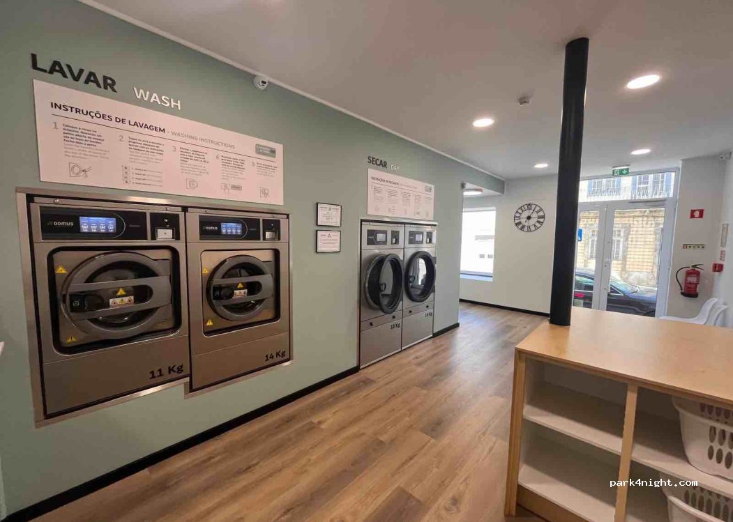 Pinhão,Rua António Manuel Saraiva 89A thumbnail 4