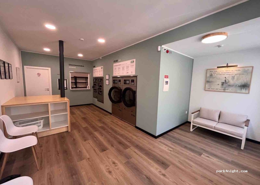 Pinhão,Rua António Manuel Saraiva 89A thumbnail 5