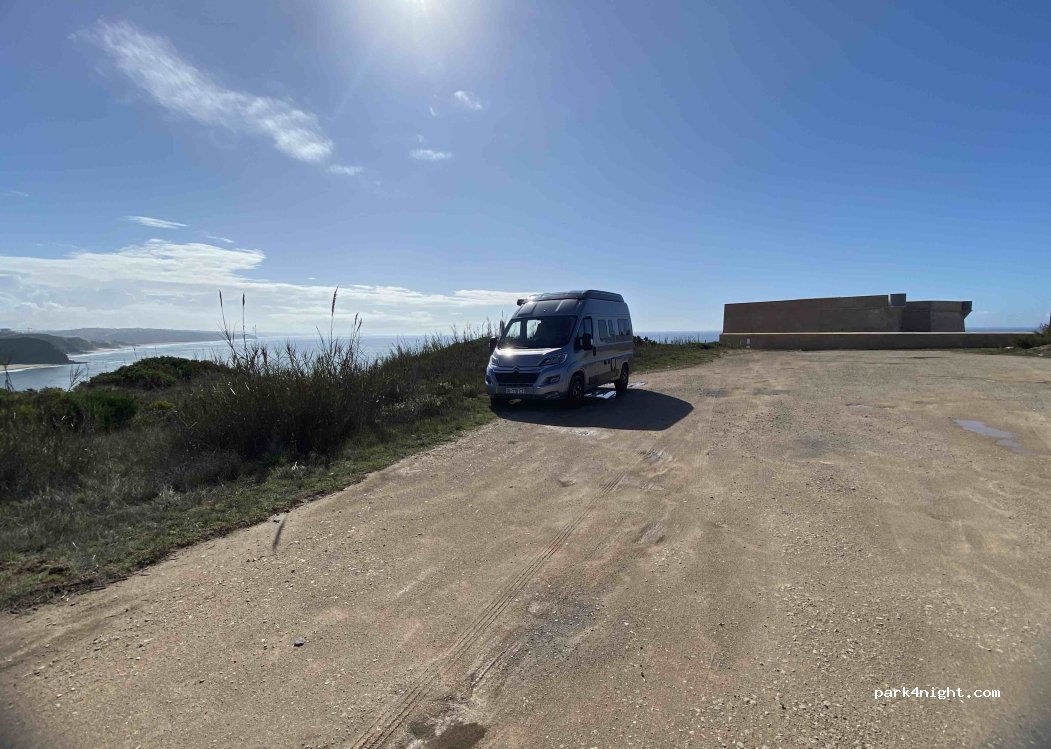 Lourinhã,Unnamed Road thumbnail 4