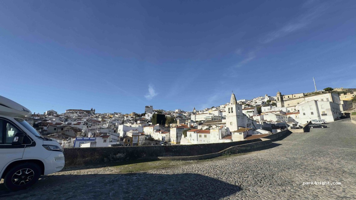 Rua Muralha dos Terceiros, Caia, São Pedro e Alcáçova thumbnail 3