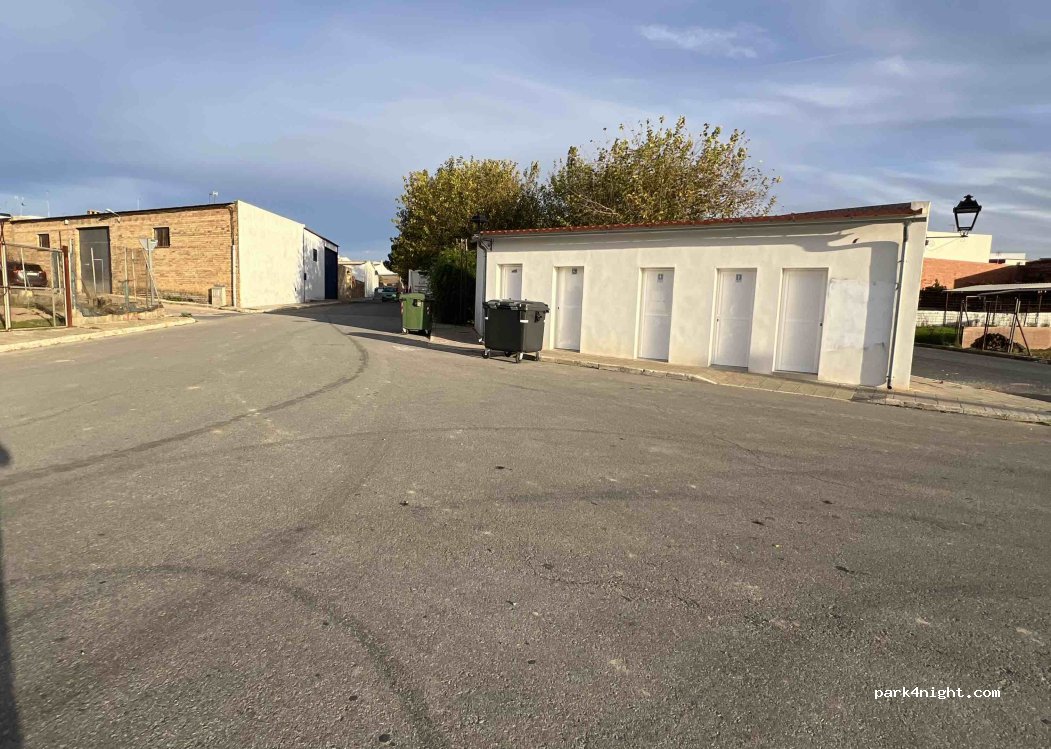 Avenida de la Ciudad de Tejada, Paterna del Campo thumbnail 2