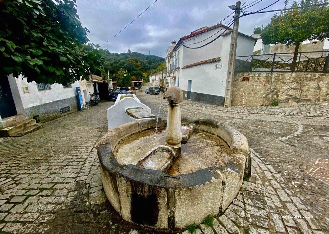 Calle Román García, El Castillo de las Guardas thumbnail 3
