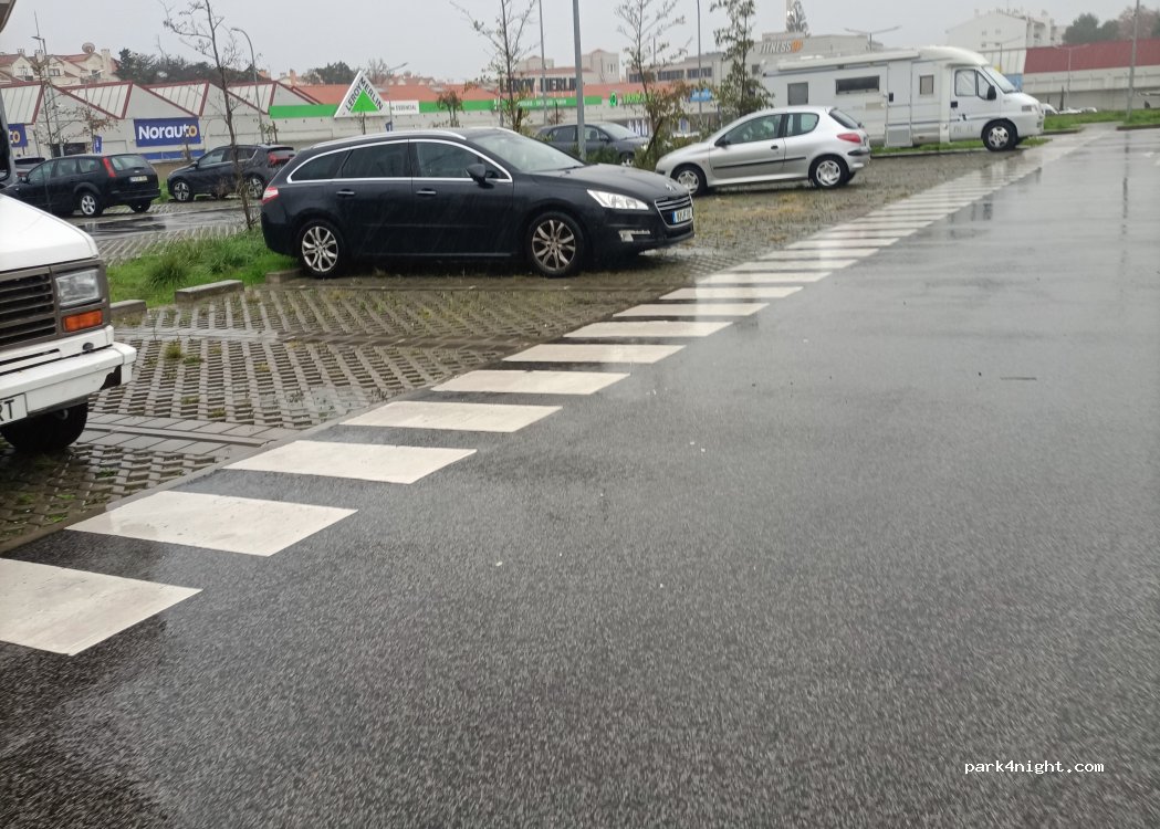 Carcavelos,Av. Conde Riba d'Ave thumbnail 2