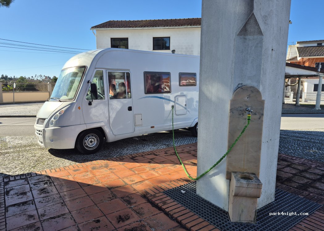 Coimbrão, 10 Largo de São Tiago thumbnail 3