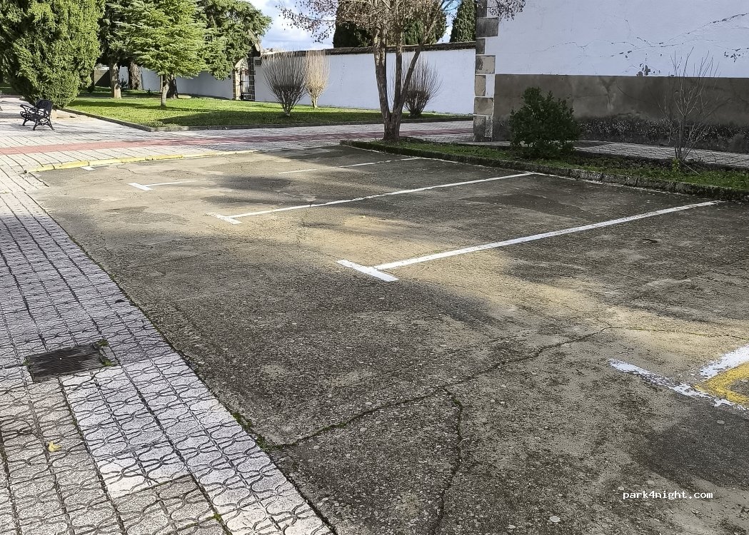 Torrejoncillo,C. Ramón y Cajal, 115 - photo 1