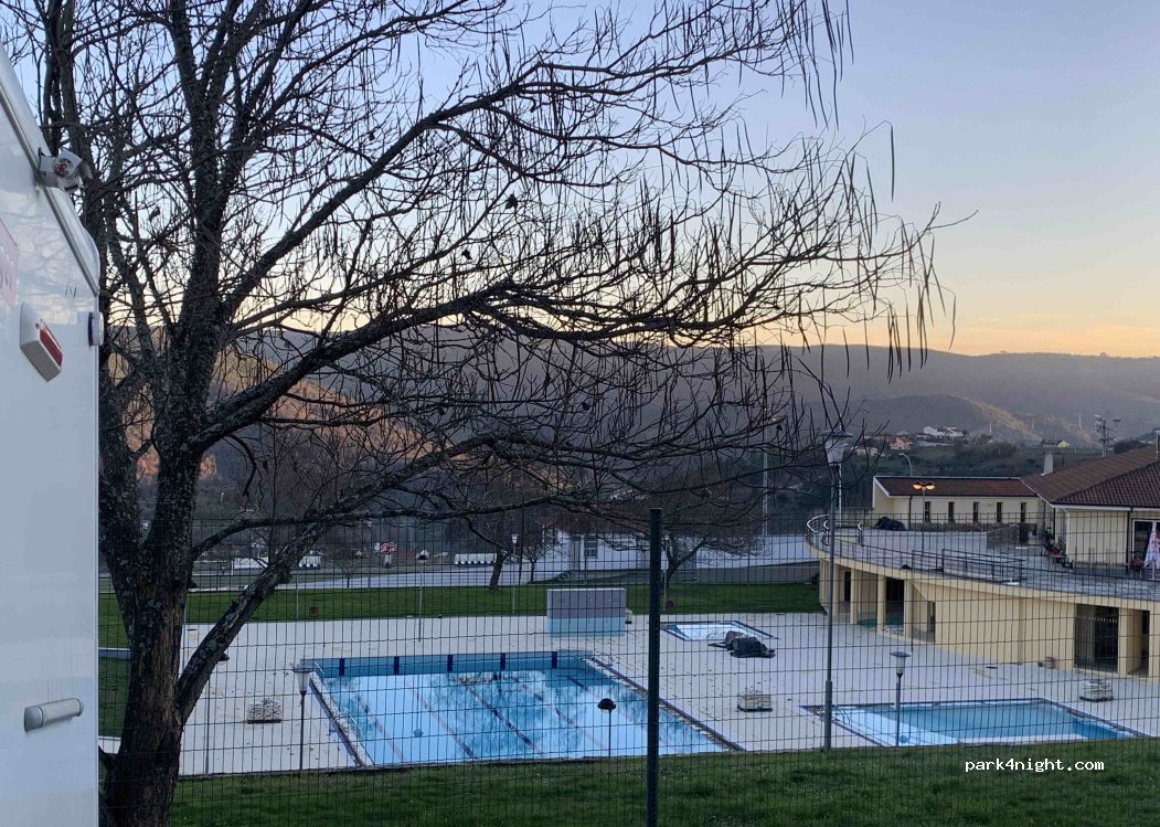 Vinhais,  N103 thumbnail 3