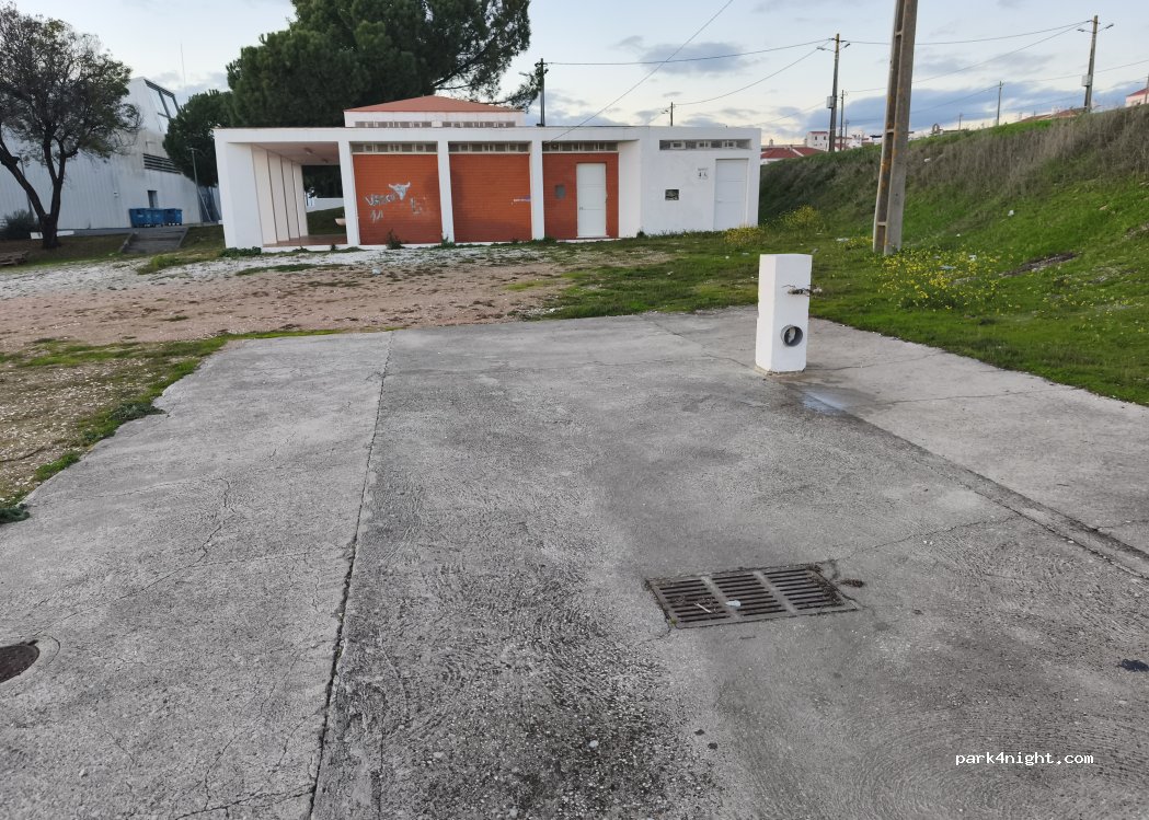 Redondo,Av. de Gien 13 thumbnail 3