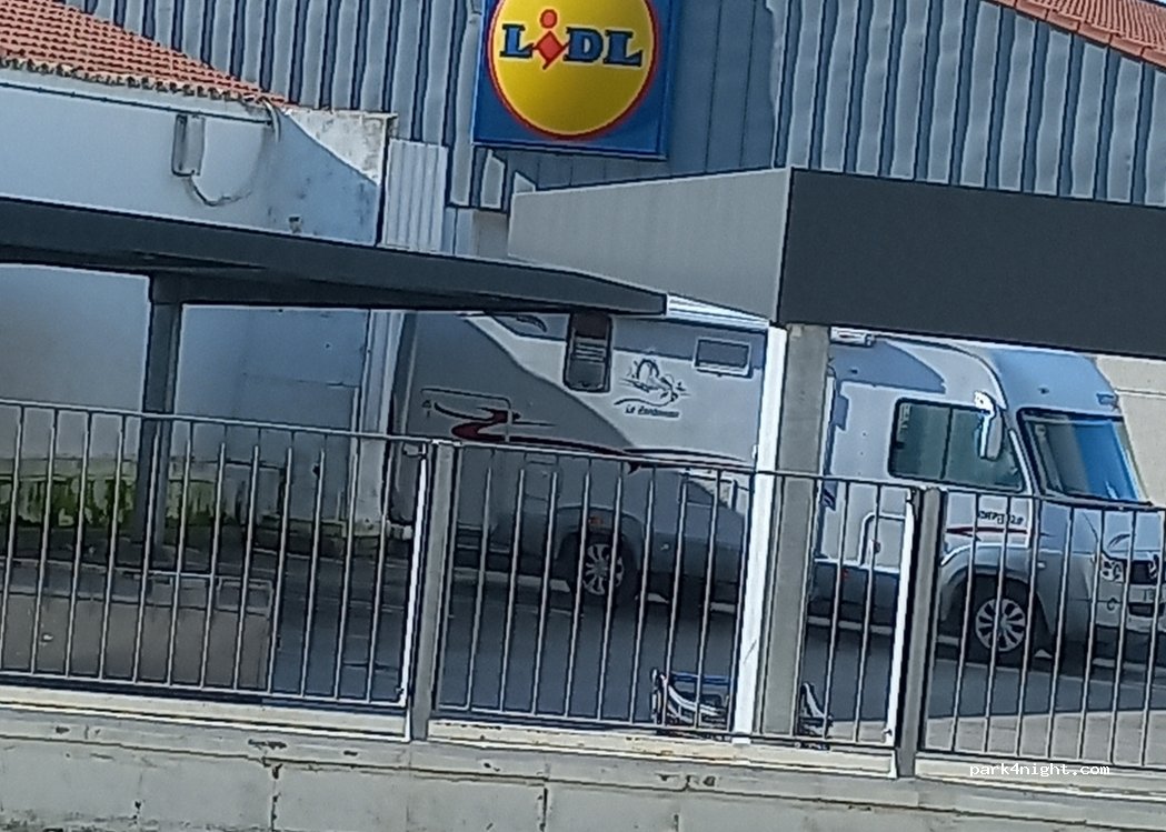 Sanlúcar de Barrameda, 19 Avenida de la Constitucion thumbnail 2