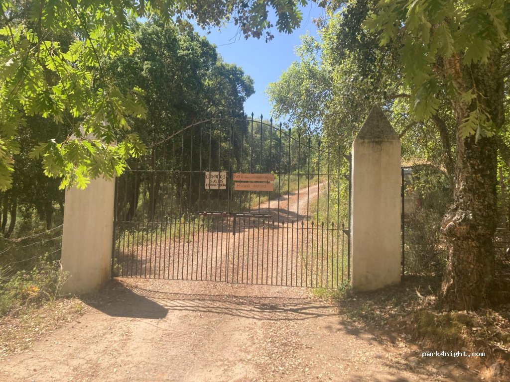 Finca las Peñascas - Fuenteheridos