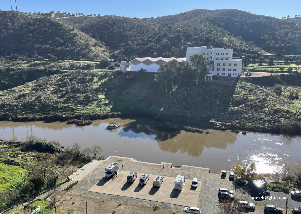 Mértola,Cais do Guadiana thumbnail 4
