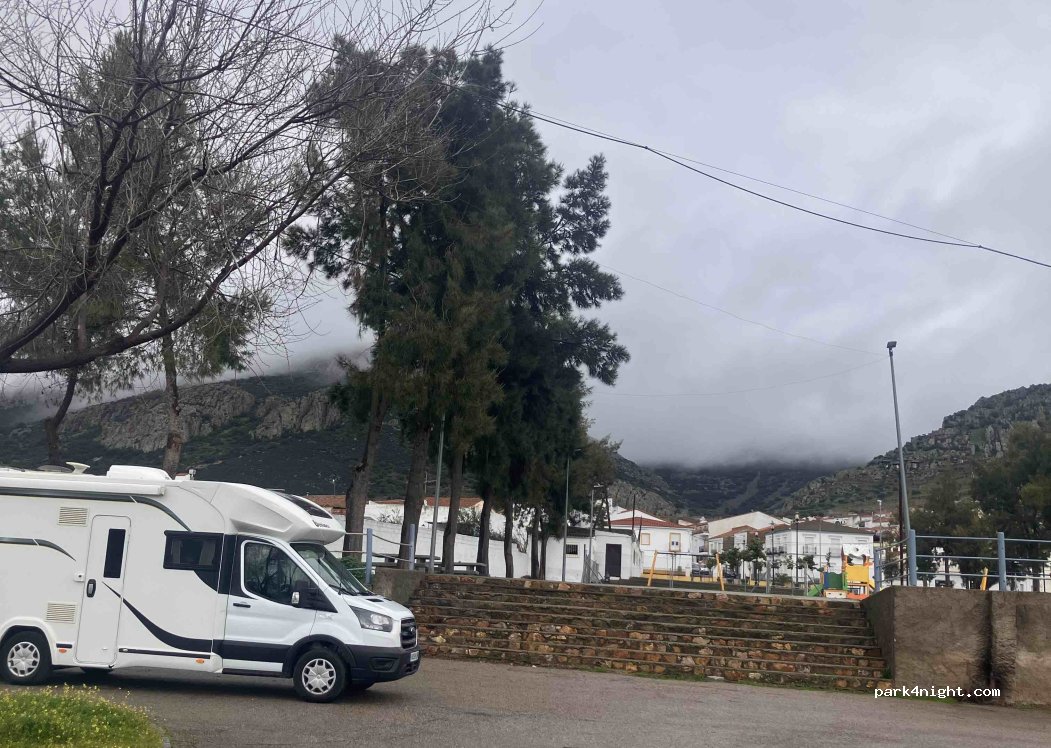 Calle Ejido Remedios, Hornachos thumbnail 2