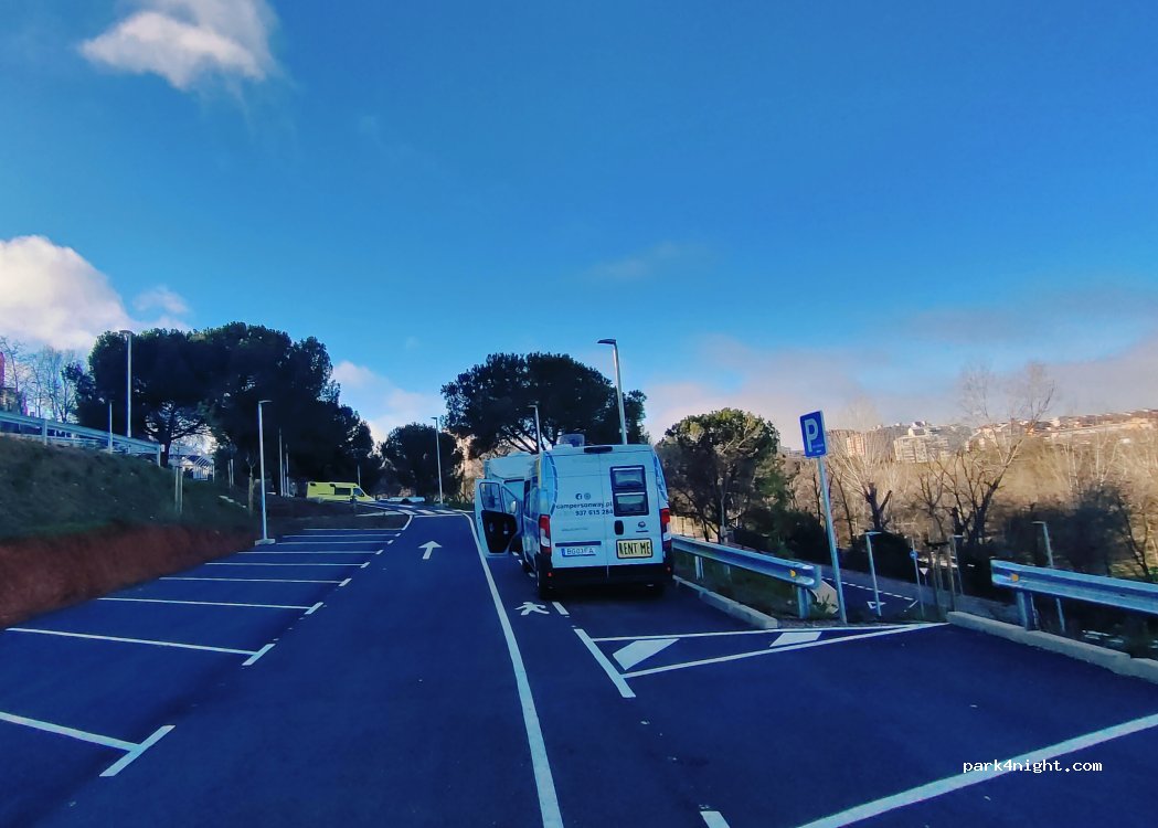 Cáceres,FJGC+X3 thumbnail 4