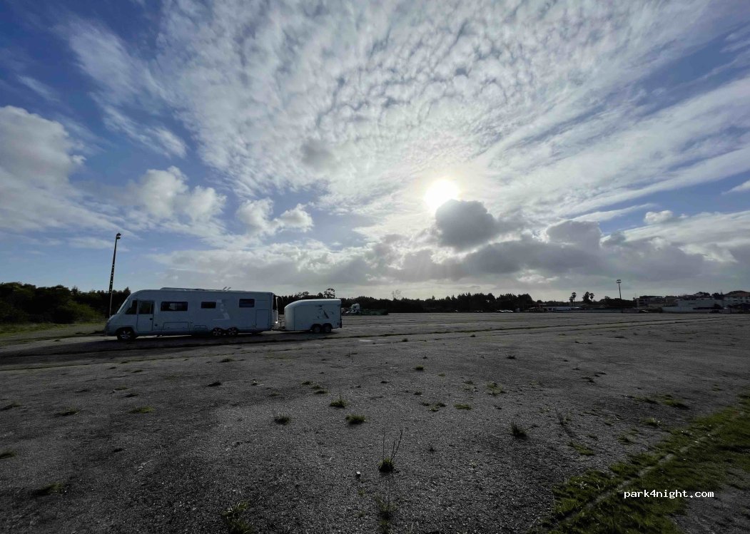 Esmoriz, 503-279 3885-567 Rua dos Tanoeiros thumbnail 5