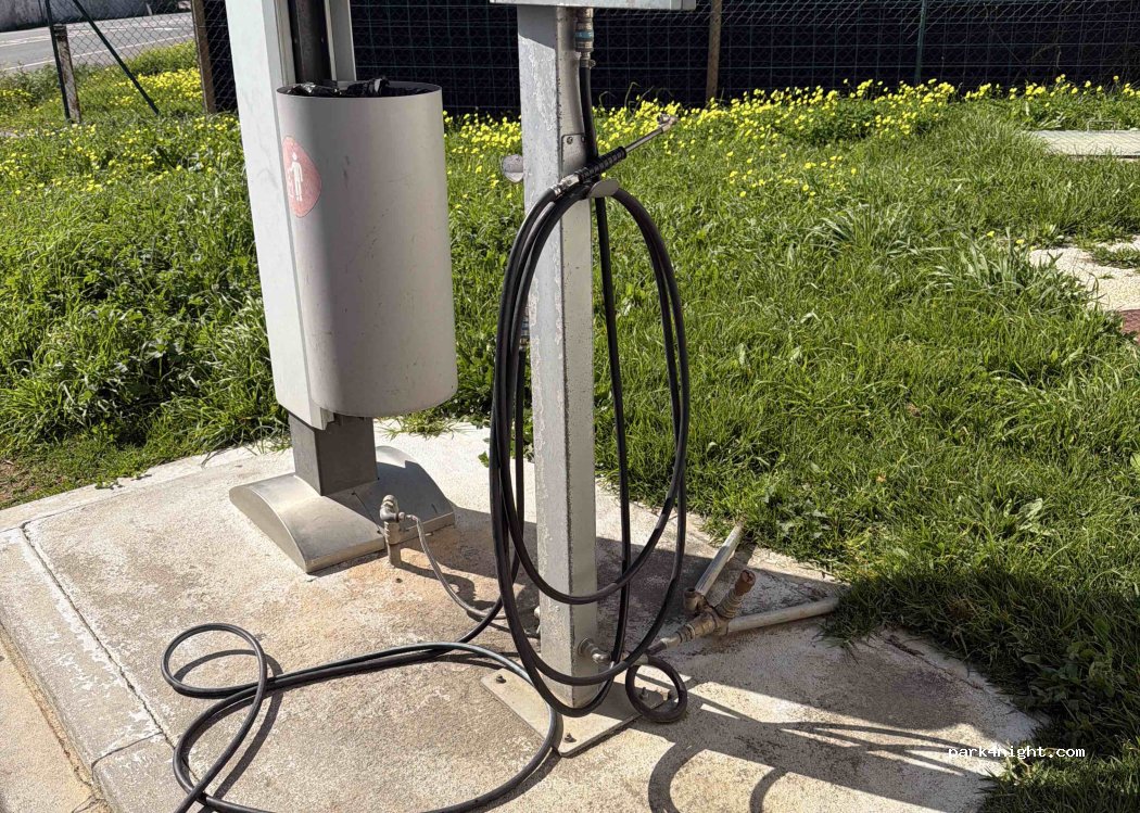 Luz,ER125 thumbnail 2