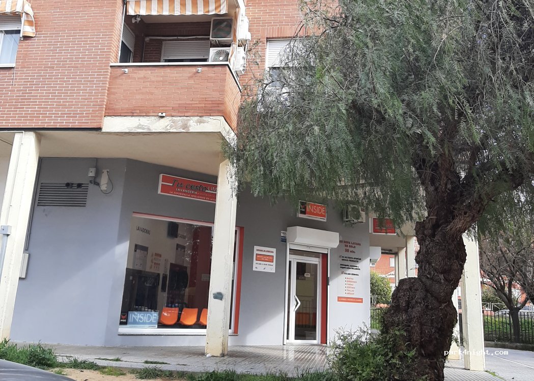 Calle Astorga, Mérida thumbnail 2