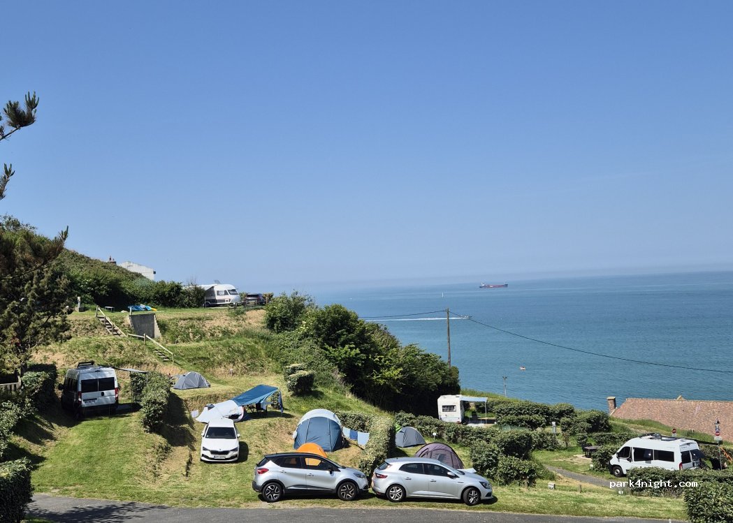park4night - (76400) Camping du domaine de Rneville**