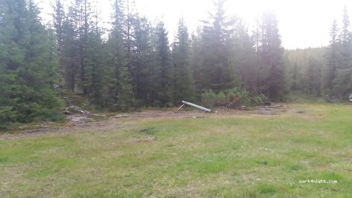 (933 99) - Unnamed Road photo 3