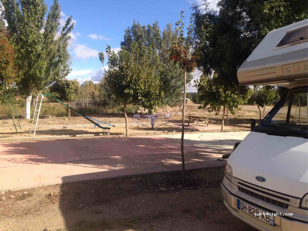 Fuentelapeña - ZA-602 photo 4