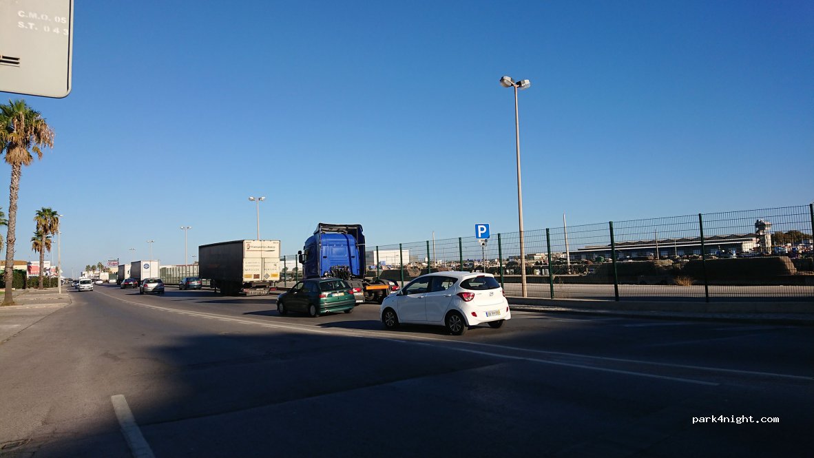 Quelfes, 28 Avenida dos Operários Conserveiros thumbnail 2