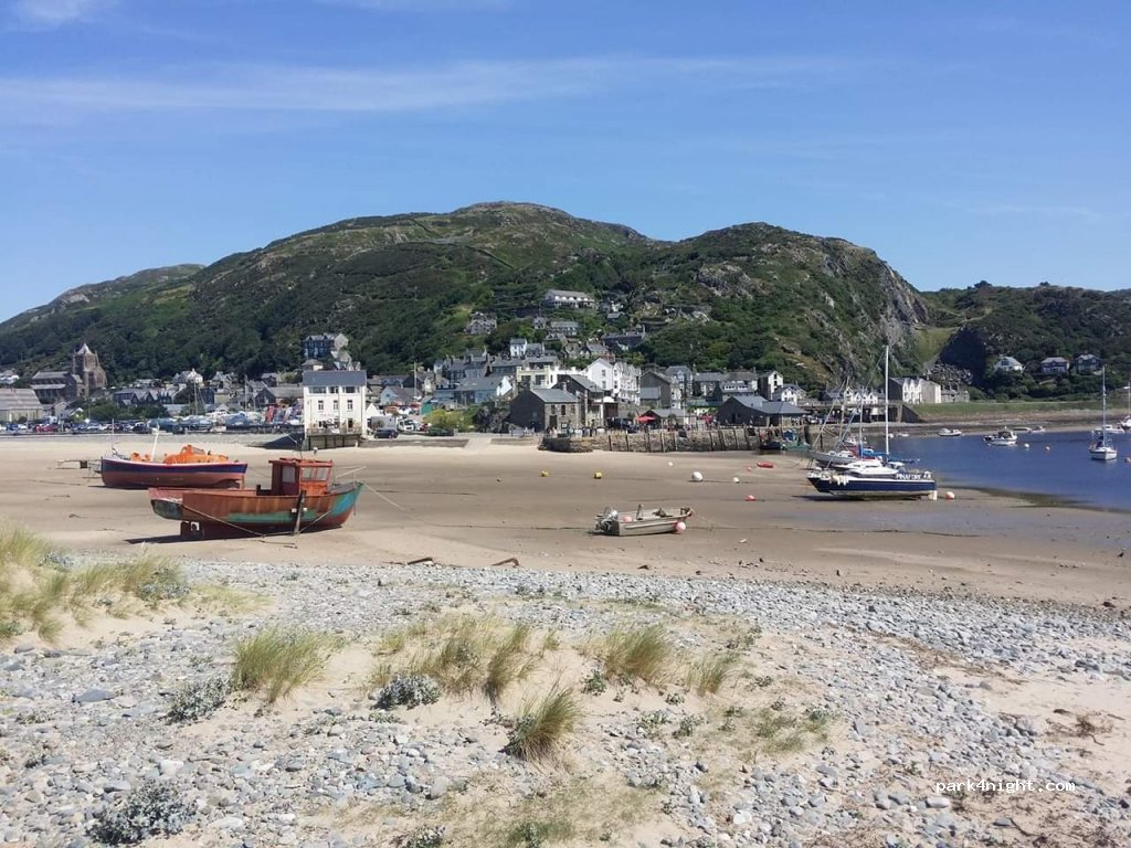 Parking jour uniquement, Barmouth,Unnamed Road, Gwynedd, United Kingdom