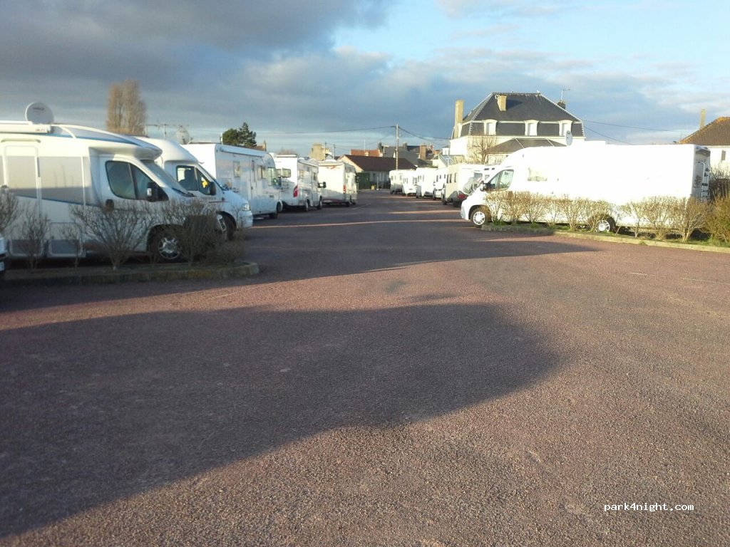 Aire Camping Car Saint Vaast La Hougue